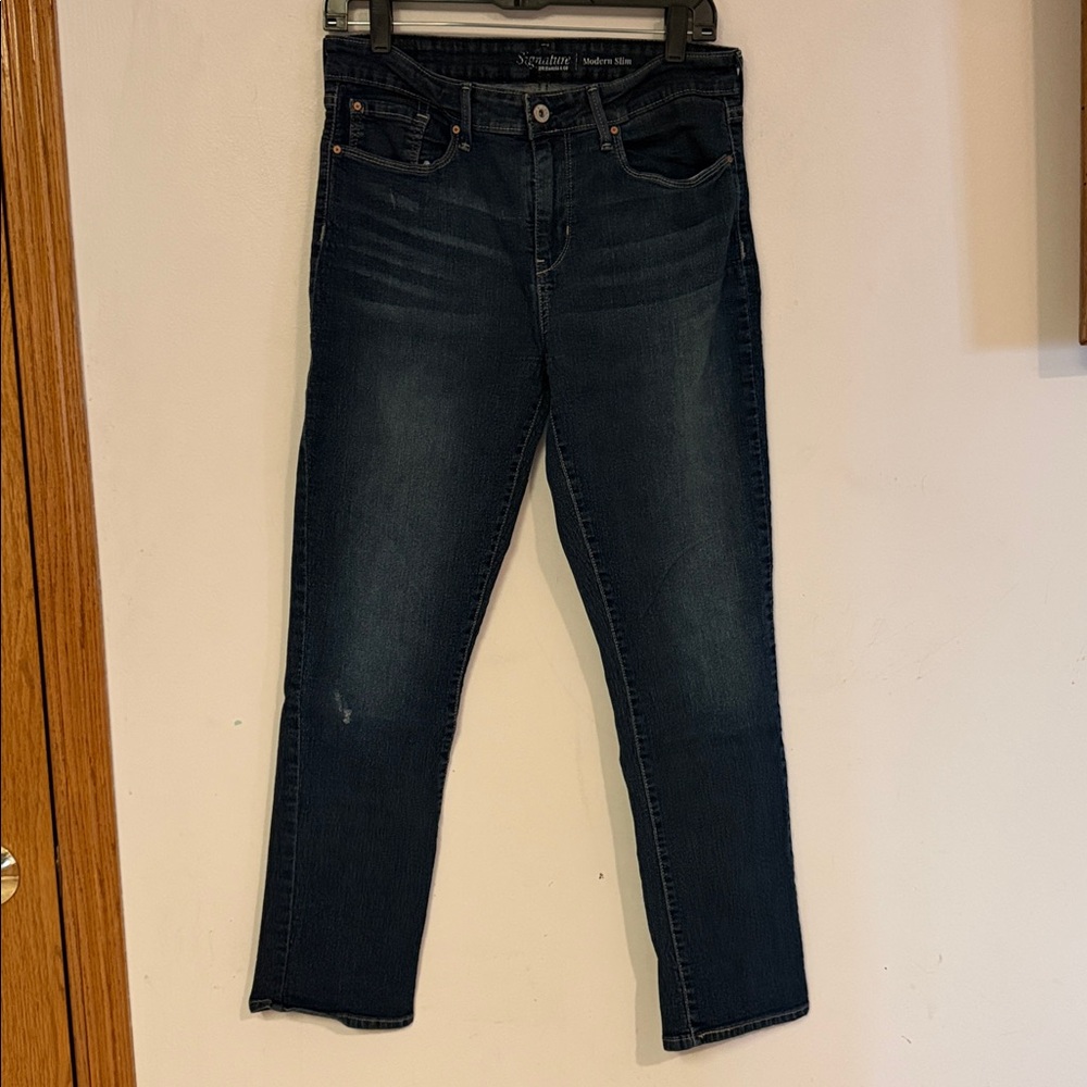 3/$15 Signature Levi Strauss Dark Blue Slim Jeans Stretch Denim Pants size 12